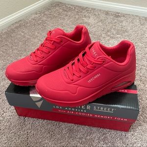 Air Sketcher street with air-cooled memory foam